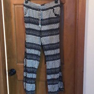 American eagle flowy pants